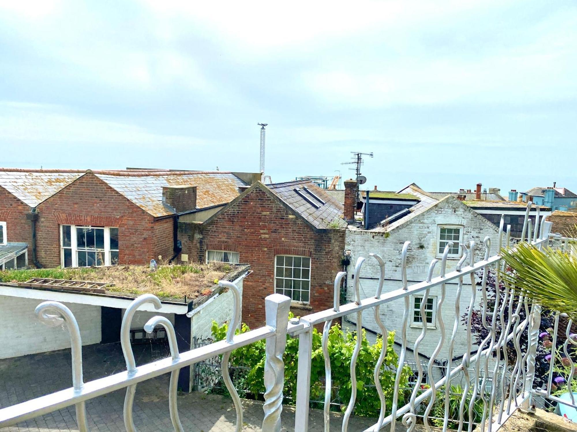 The Retro Retreat With Free Parking Appartement Hastings Buitenkant foto